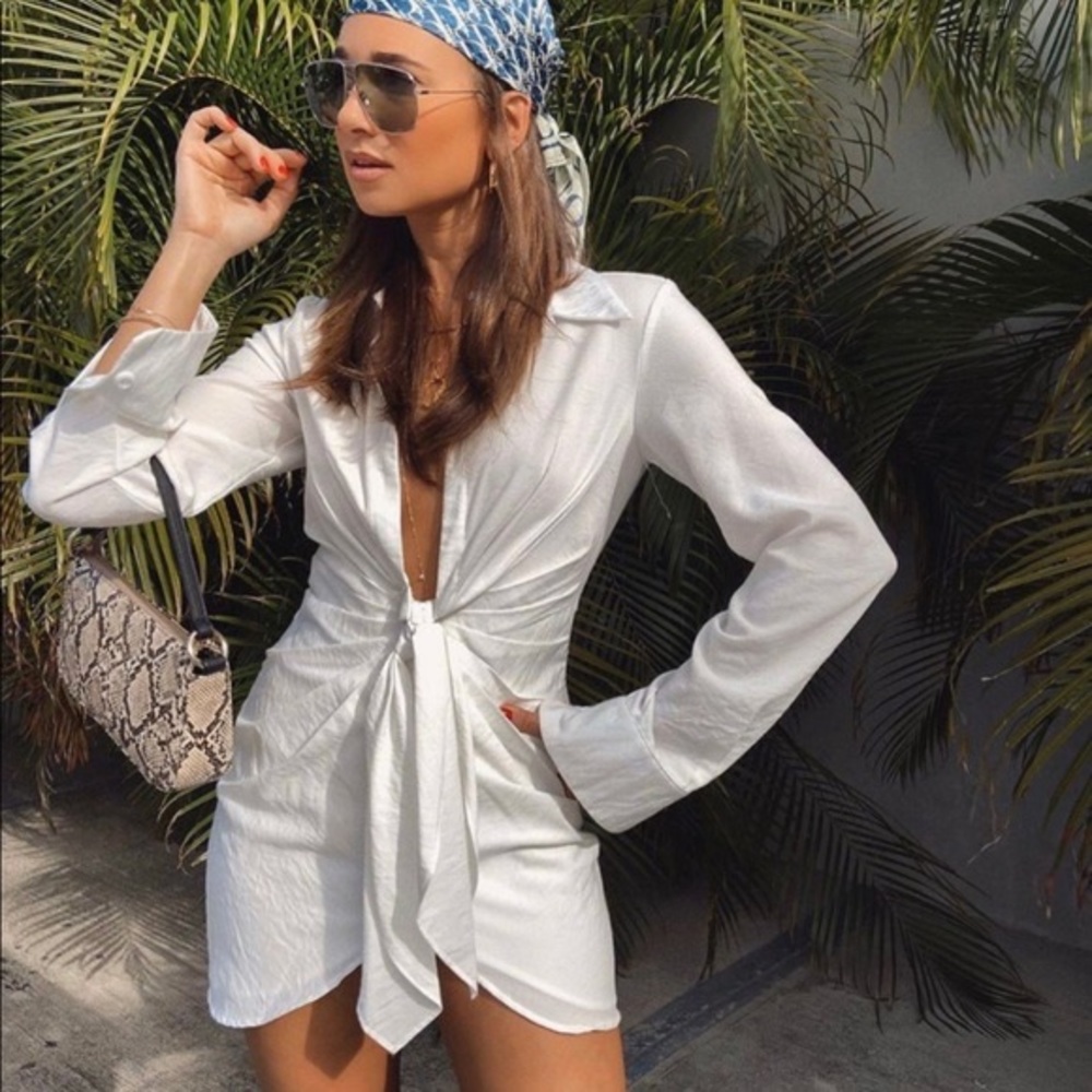 Choosy white dress